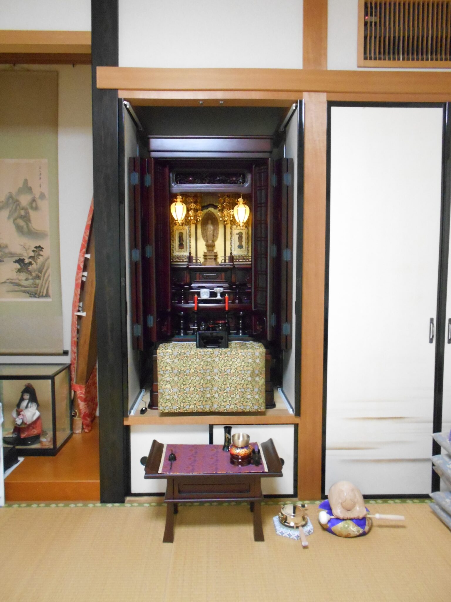 地袋仏間用 アカシア材紫檀色 仏壇設置例 | 仏壇大はし 奈良市・天理市・橿原市【仏壇・仏具】